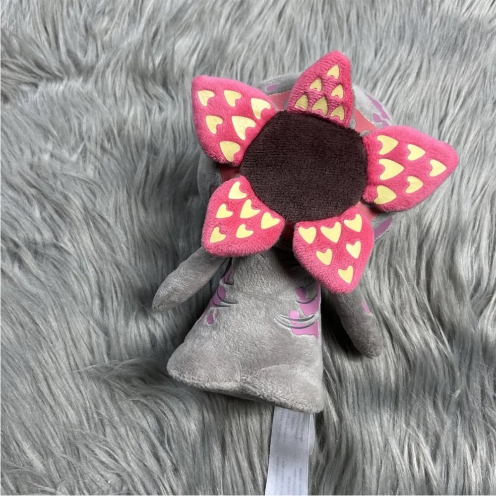 2017 Funko Stranger Things Demogorgon Stuffed Plush Toy 7”